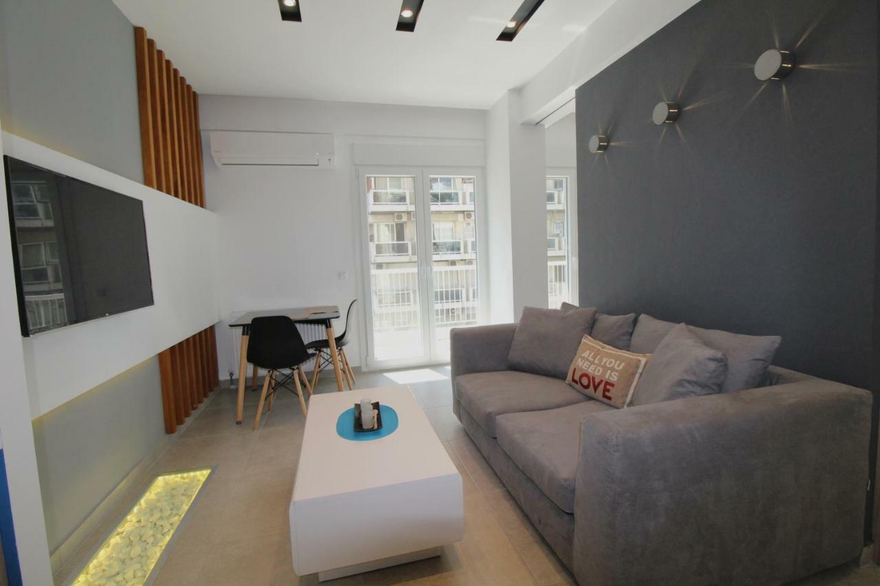 Blue Group Mesitiki Apartment